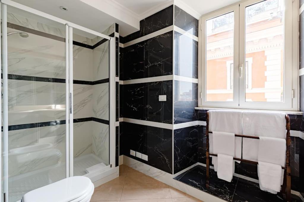 41 Nazionale Suite 41 로마 외부 사진